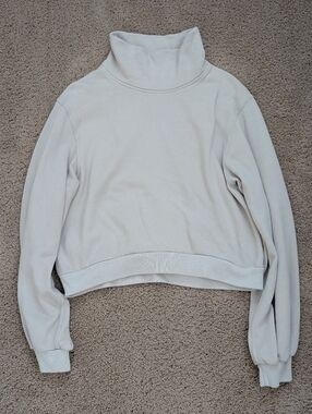 Abercrombie & Fitch Cream Cropped Turtleneck Sweater